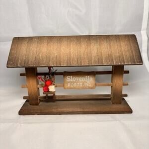 Vintage Slovenia Postojna Wooden Souvenir Bench Miniature Folk Art 7 Inch